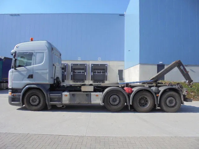 Scania G450 8X2 TRIPLE RETARDER - Камион со кука за подигање: слика 1 Scania G450 8X2 TRIPLE RETARDER - Камион со кука за подигање: слика 1