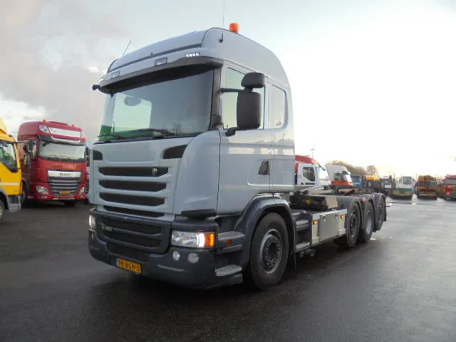 Scania G450 8X2 TRIPLE RETARDER NL KENTEKEN - Камион со кука за подигање: слика 1 Scania G450 8X2 TRIPLE RETARDER NL KENTEKEN - Камион со кука за подигање: слика 1