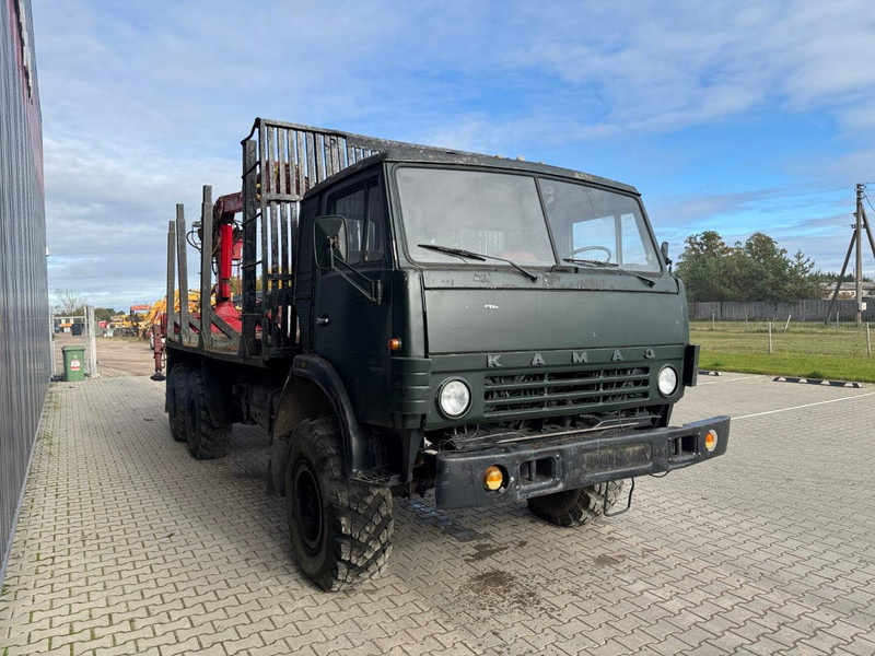 Kamaz 43101, 6x6 - Камион за дрва, Камион со кран: слика 2 Kamaz 43101, 6x6 - Камион за дрва, Камион со кран: слика 2