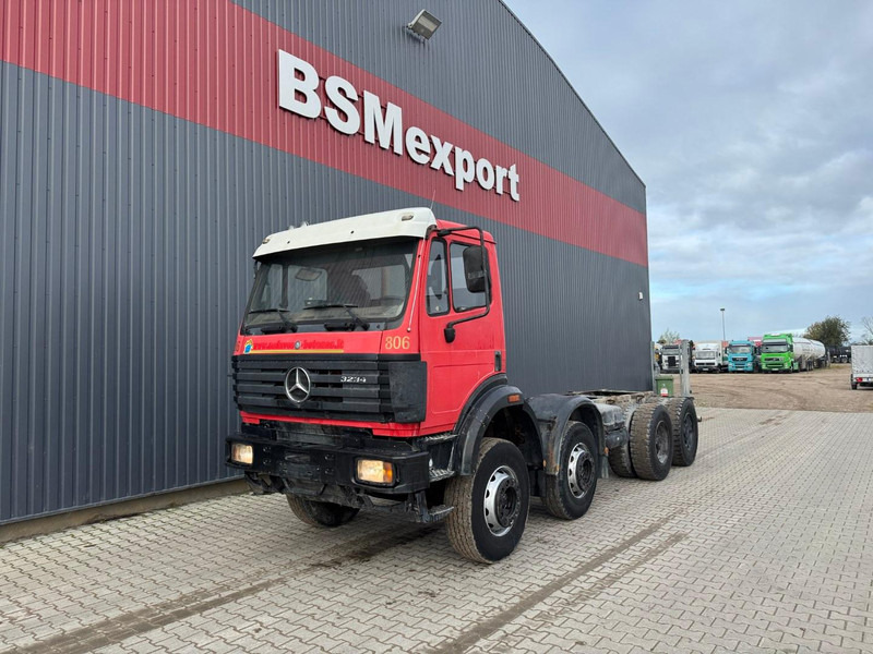 Mercedes-Benz 3234 - Камион со кабинска шасија: слика 1 Mercedes-Benz 3234 - Камион со кабинска шасија: слика 1