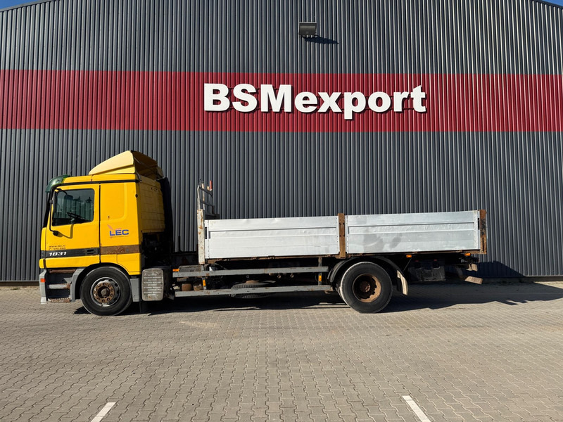 Mercedes-Benz Actros 1831 - Камион со платформа: слика 5 Mercedes-Benz Actros 1831 - Камион со платформа: слика 5