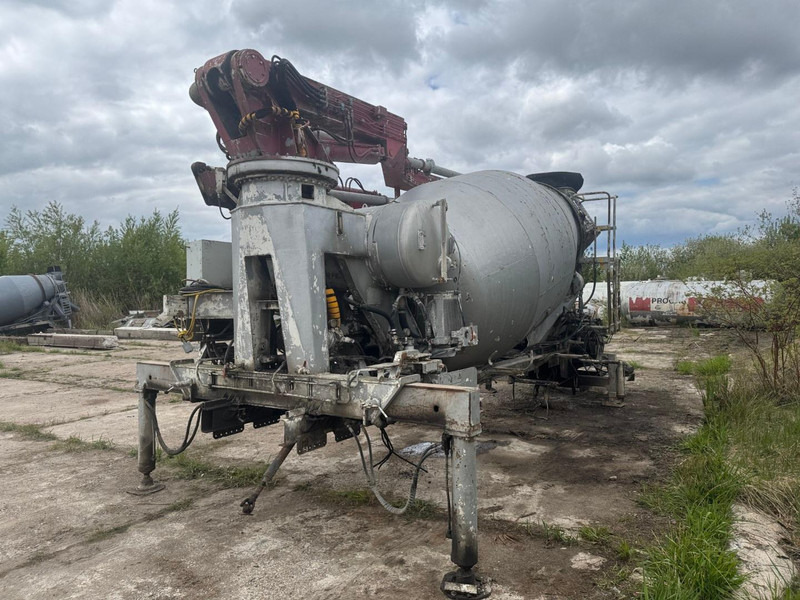 Mercedes-Benz Actros. Putzmeister 24 m + 6 mixer drum - Камион миксер за бетон: слика 2 Mercedes-Benz Actros. Putzmeister 24 m + 6 mixer drum - Камион миксер за бетон: слика 2