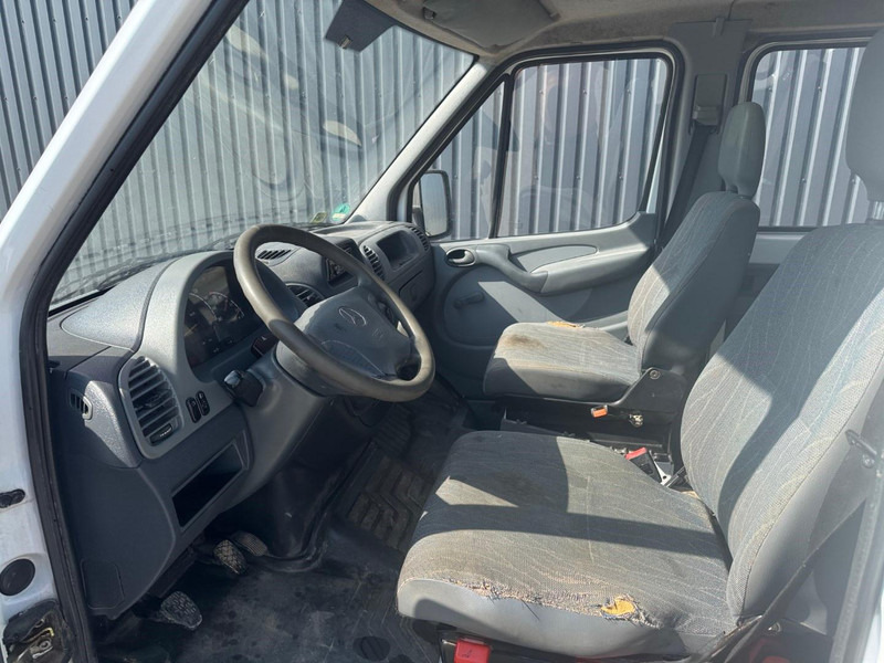 Mercedes-Benz Sprinter 311 - Комбе со церада: слика 5 Mercedes-Benz Sprinter 311 - Комбе со церада: слика 5