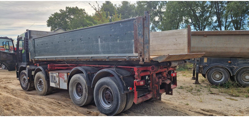 Volvo FM 12 - Камион со кабелски систем: слика 3 Volvo FM 12 - Камион со кабелски систем: слика 3