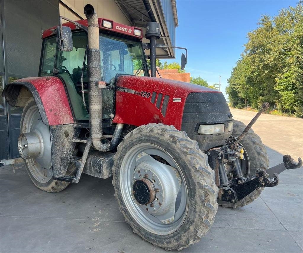Case IH CVX 120 - Трактор: слика 2 Case IH CVX 120 - Трактор: слика 2