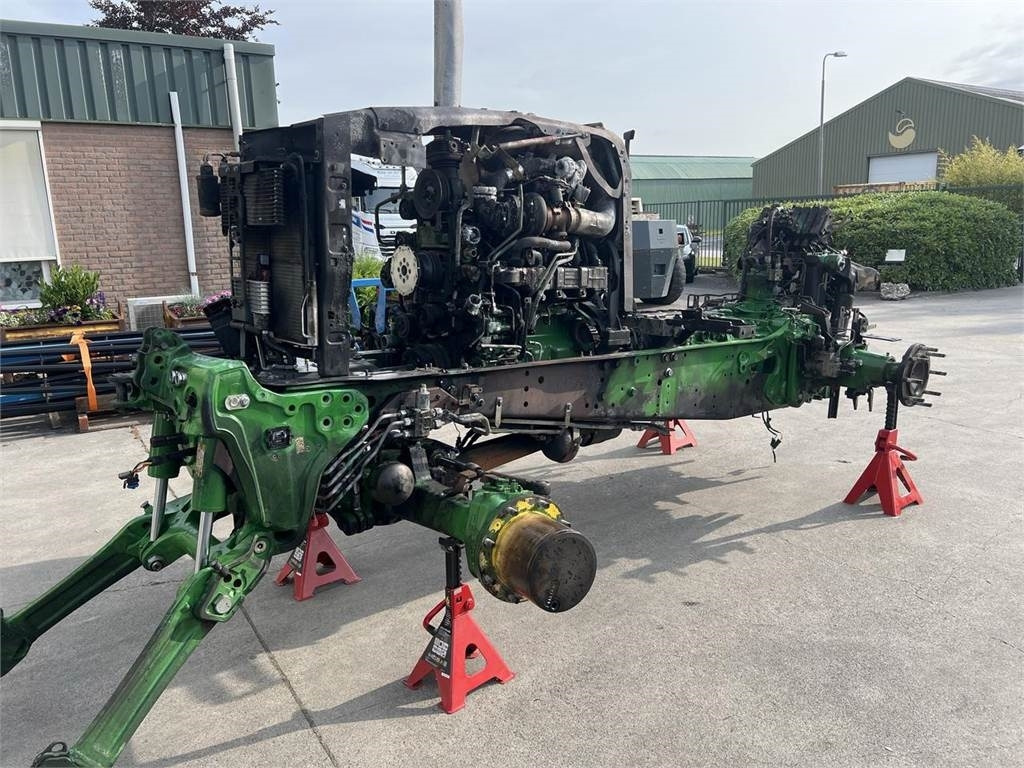 John Deere 6130r - Трактор: слика 1 John Deere 6130r - Трактор: слика 1
