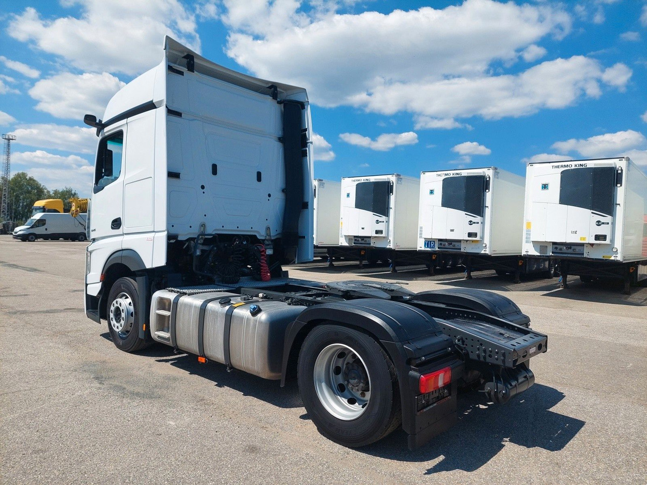 Mercedes-Benz Actros 5 1845 LS BigSpace 4x2 - Камион влекач: слика 3 Mercedes-Benz Actros 5 1845 LS BigSpace 4x2 - Камион влекач: слика 3