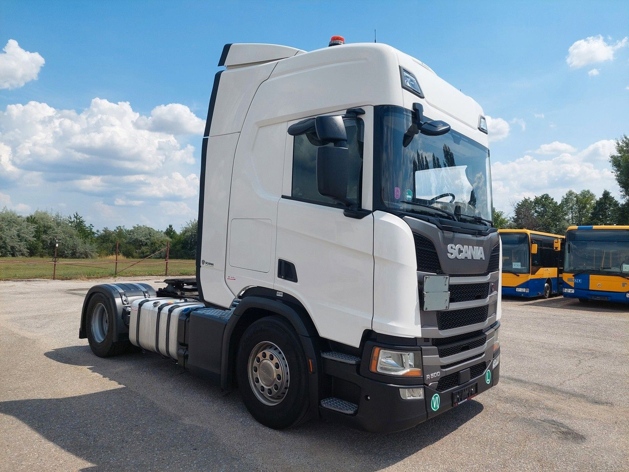 Scania R 500 A4X2LB Luft/Luft ADR Standklima - Камион влекач: слика 2 Scania R 500 A4X2LB Luft/Luft ADR Standklima - Камион влекач: слика 2