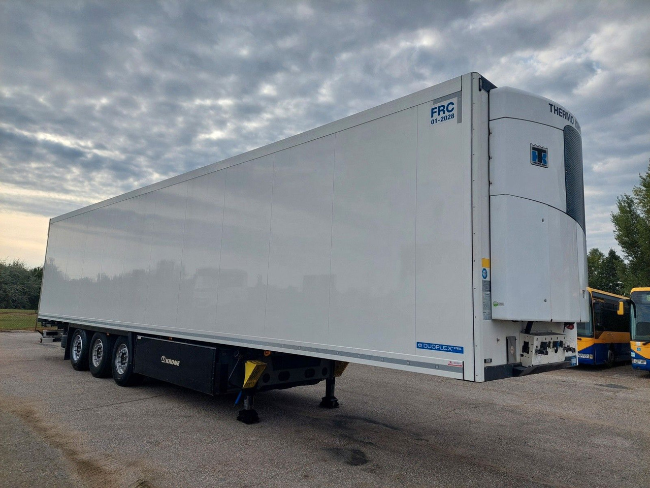 Krone SD Thermo King SLXi 300 - Полуприколка ладилник: слика 2 Krone SD Thermo King SLXi 300 - Полуприколка ладилник: слика 2