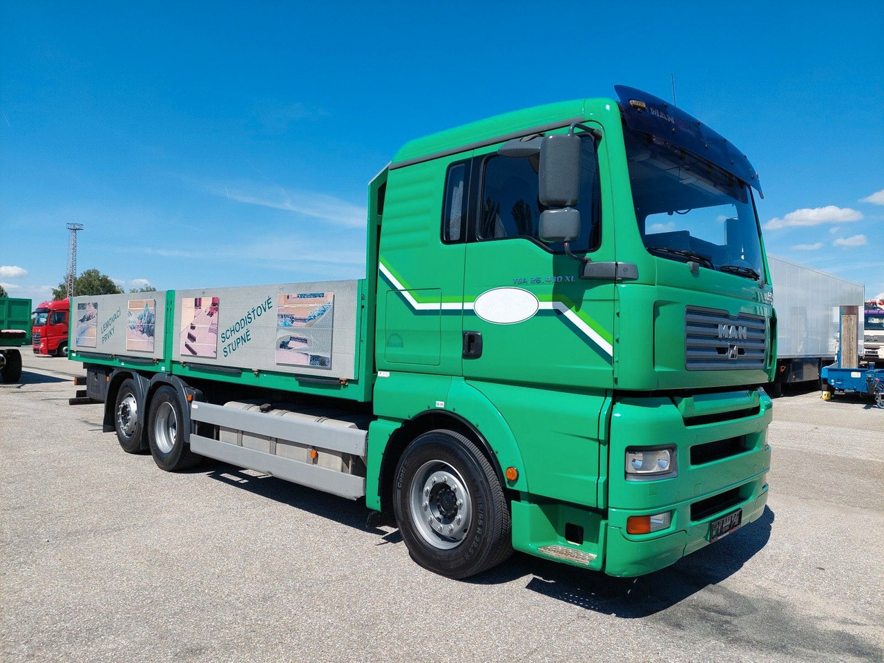 MAN TGA 26.430 LL 6x2-2 - Камион со платформа: слика 2 MAN TGA 26.430 LL 6x2-2 - Камион со платформа: слика 2