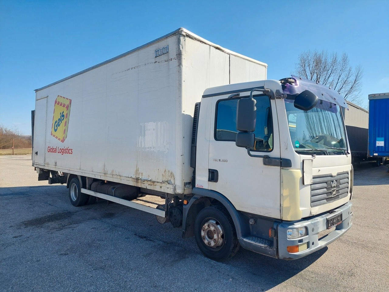 MAN TGL 7.180 4X2 BL - Комбе фургон: слика 2 MAN TGL 7.180 4X2 BL - Комбе фургон: слика 2