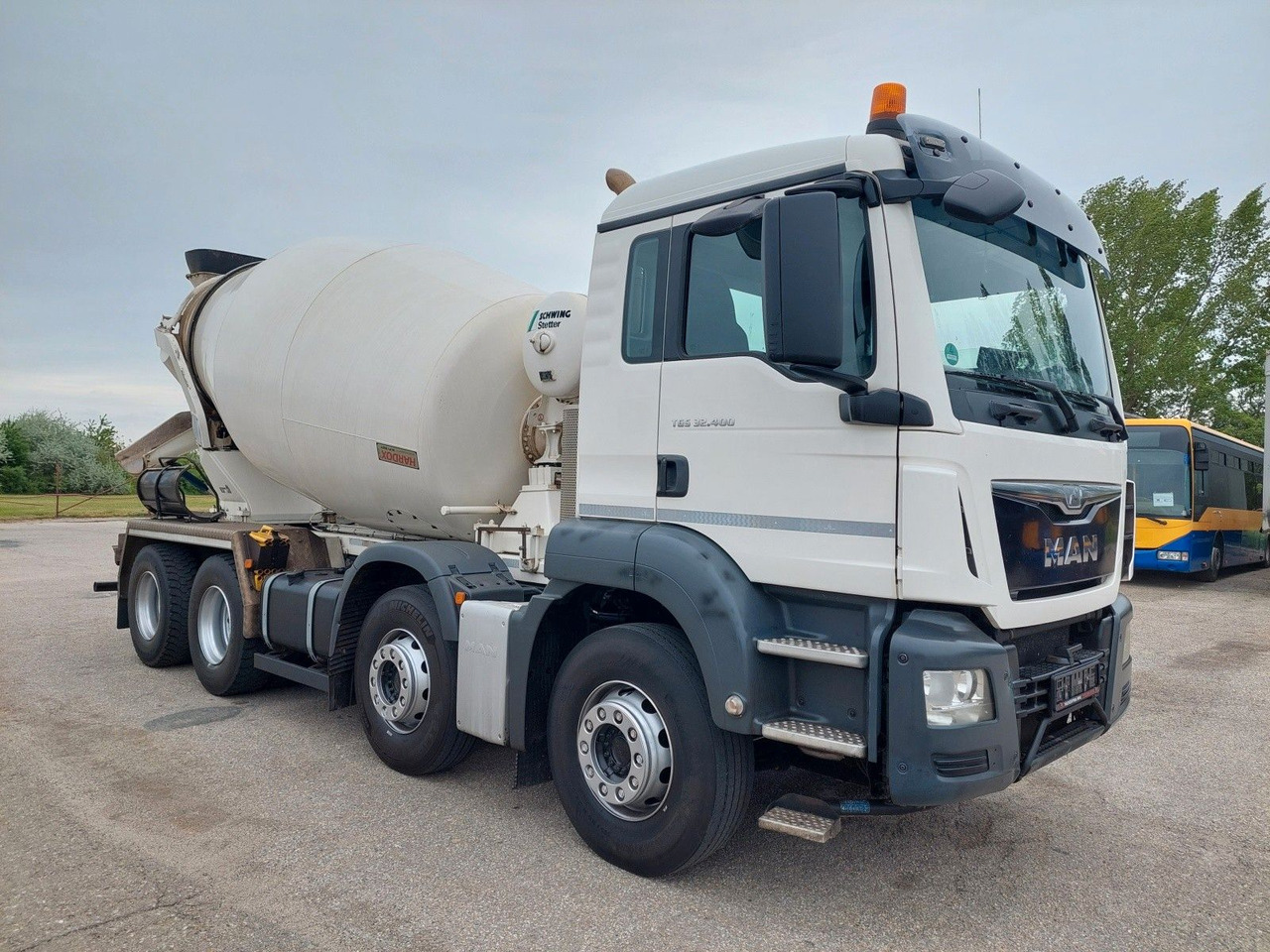 MAN TGS 32.400 8X4 BB Stetter 9 m³ - Камион миксер за бетон: слика 2 MAN TGS 32.400 8X4 BB Stetter 9 m³ - Камион миксер за бетон: слика 2
