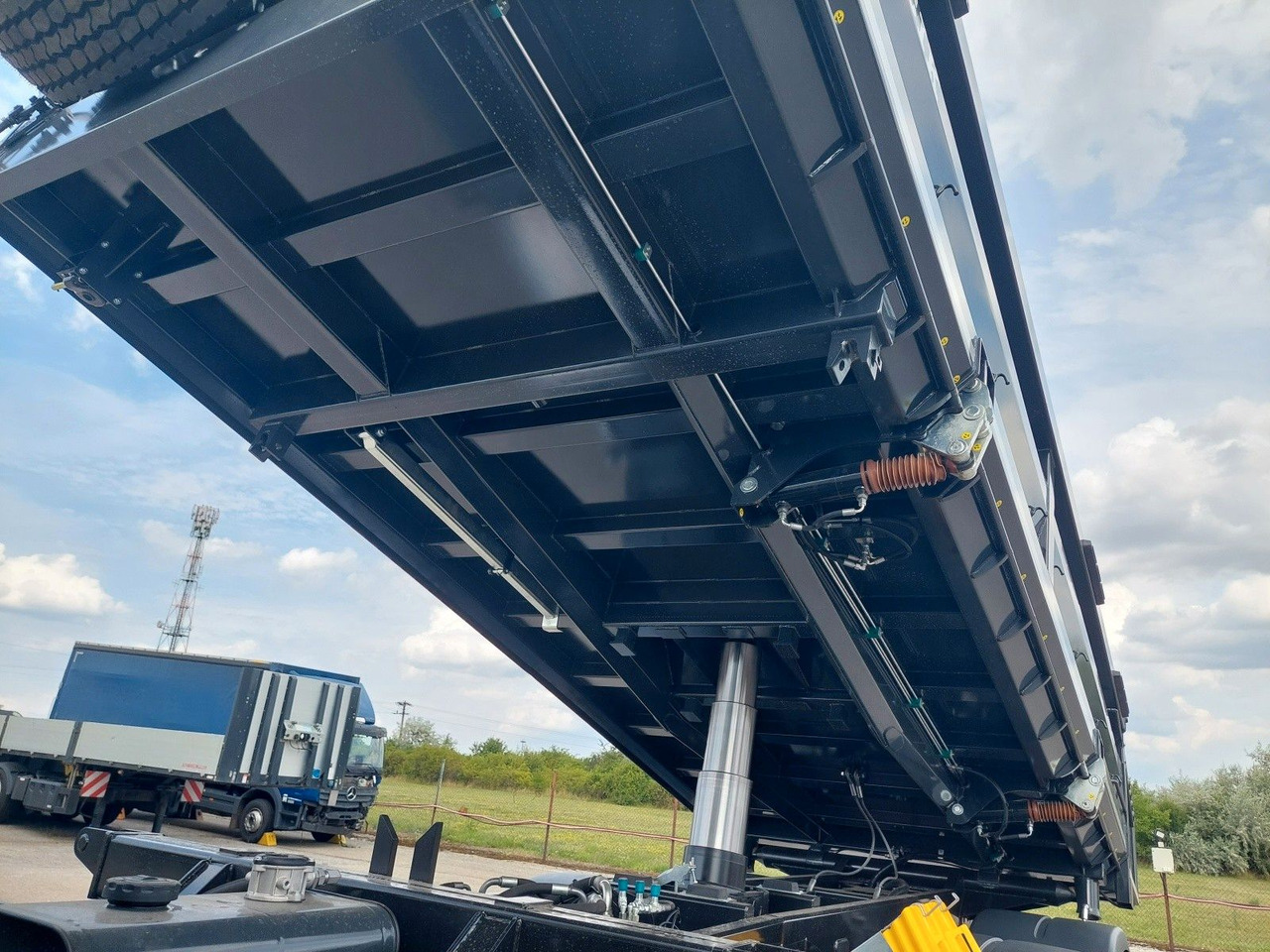 MAN TGS 41.520 8X6 BB CH - Кипер: слика 5 MAN TGS 41.520 8X6 BB CH - Кипер: слика 5