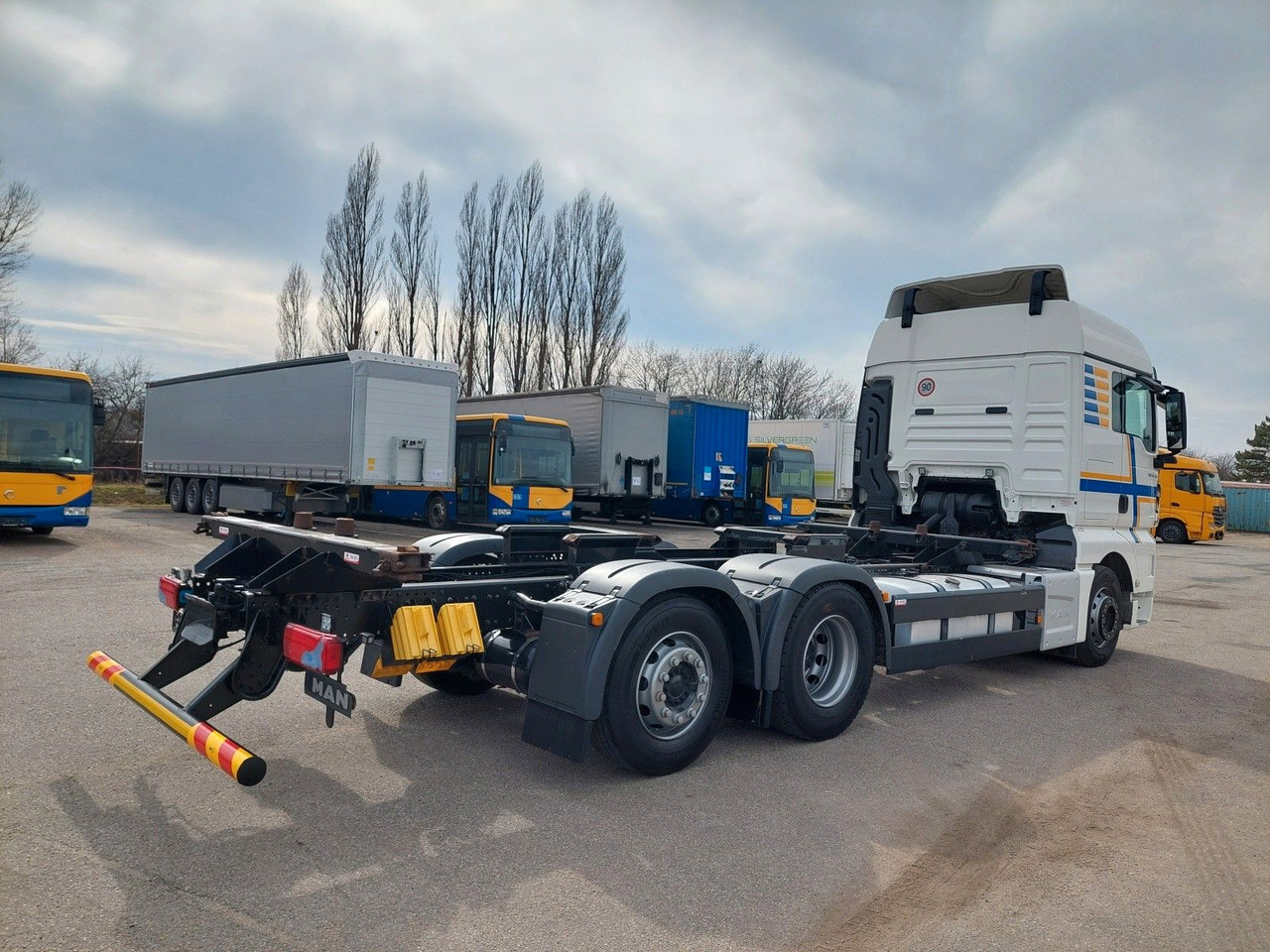 MAN TGX 26.460 LL 6x2/2 - Транспортер на контејнер/ Камион со променливо тело: слика 4 MAN TGX 26.460 LL 6x2/2 - Транспортер на контејнер/ Камион со променливо тело: слика 4