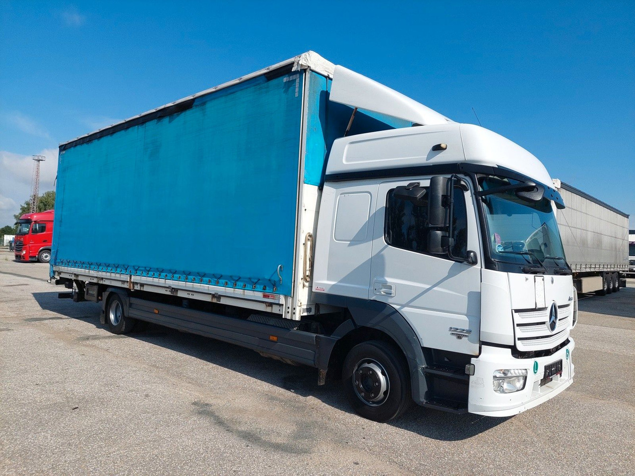 Mercedes-Benz Atego 1223 L/NR 20 20 Paletten - Камион со церада: слика 2 Mercedes-Benz Atego 1223 L/NR 20 20 Paletten - Камион со церада: слика 2