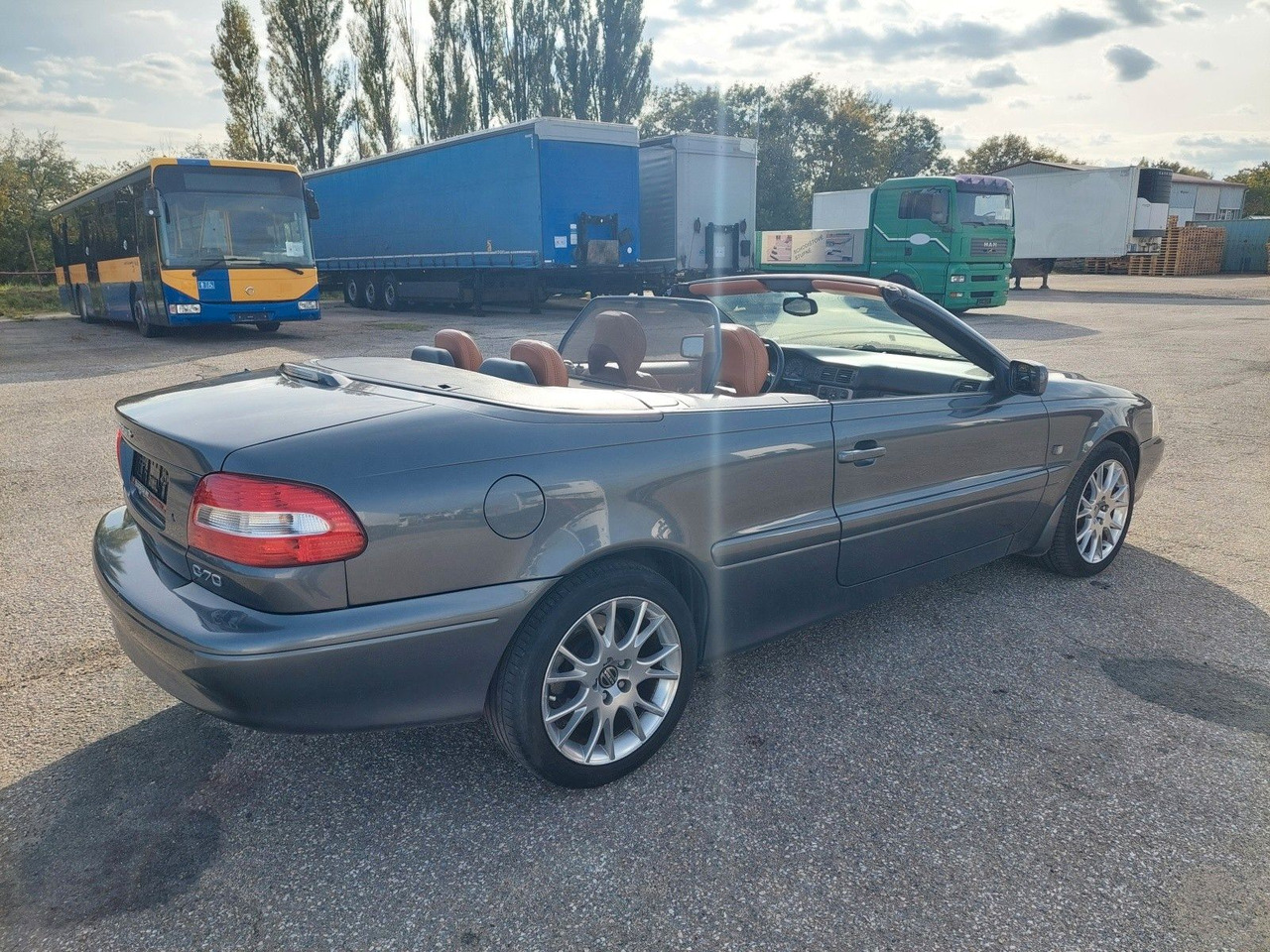 Volvo C70 Cabriolet 2.4 T - Кабриолет: слика 4 Volvo C70 Cabriolet 2.4 T - Кабриолет: слика 4