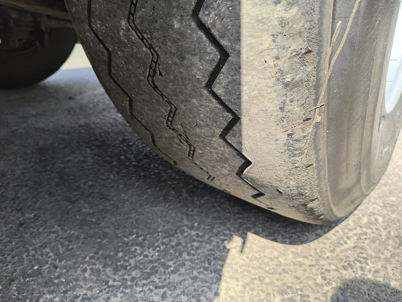 Приколка цистерна за транспорт на млеко ETA 16500L INSULATED INOX TANK - 1 COMP: слика 13