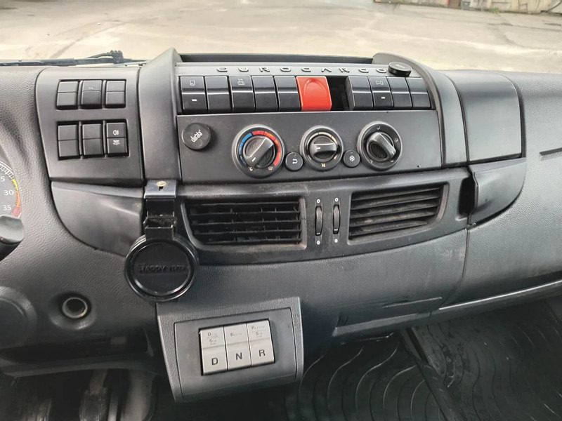 Камион сандучар Iveco EuroCargo 120 E22 EEV SIDE PORT + D'HOLLANDIA LIFT 2000 KG: слика 9