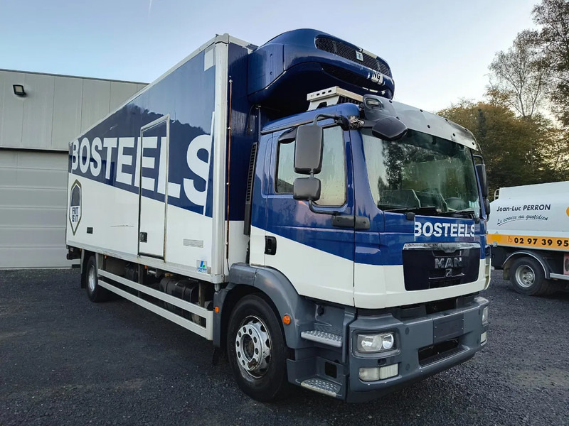 MAN TGM 18.250 2 COMPARTMENTS - 2000KG TAIL LIFT - PROBLEM COOLING UNIT - Камион ладилник: слика 3 MAN TGM 18.250 2 COMPARTMENTS - 2000KG TAIL LIFT - PROBLEM COOLING UNIT - Камион ладилник: слика 3