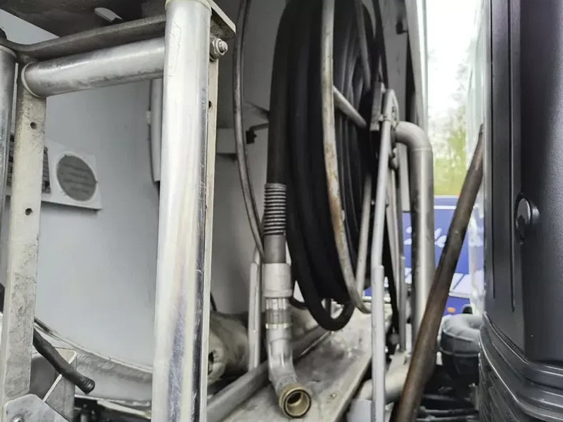 Камион цистерна за транспорт на гориво Renault Premium 280 13500L FUEL / CARBURANT TRUCK - 4 COMP - LEAF/LAMES: слика 11 Камион цистерна за транспорт на гориво Renault Premium 280 13500L FUEL / CARBURANT TRUCK - 4 COMP - LEAF/LAMES: слика 11