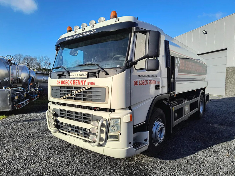 Volvo FM 300 14000L FUEL/CARBURANT - 4 COMP - Камион цистерна: слика 1 Volvo FM 300 14000L FUEL/CARBURANT - 4 COMP - Камион цистерна: слика 1
