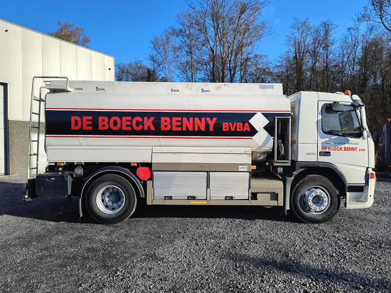 Volvo FM 300 14000L FUEL/CARBURANT - 4 COMP - Камион цистерна: слика 4 Volvo FM 300 14000L FUEL/CARBURANT - 4 COMP - Камион цистерна: слика 4