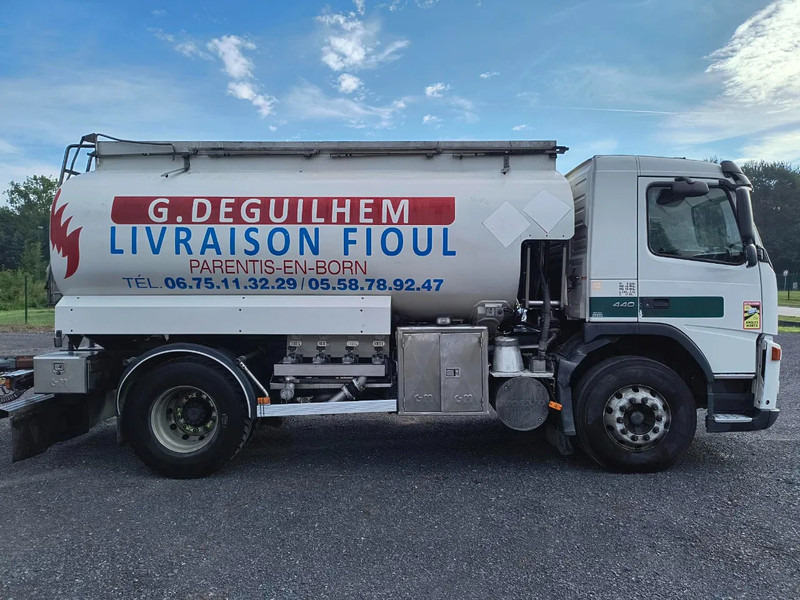 Volvo FM 440 13000L FUEL / CARBURANT - 4 COMP - Камион цистерна: слика 4 Volvo FM 440 13000L FUEL / CARBURANT - 4 COMP - Камион цистерна: слика 4
