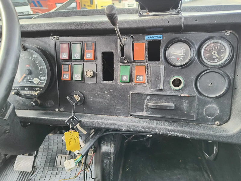 Камион со кран Volvo NL12 420 6x4 CRANE 60T/M - VIDEOS AVAILABLE: слика 9 Камион со кран Volvo NL12 420 6x4 CRANE 60T/M - VIDEOS AVAILABLE: слика 9