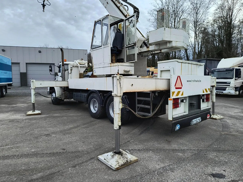 Камион со кран Volvo NL12 420 6x4 CRANE 60T/M - VIDEOS AVAILABLE: слика 7 Камион со кран Volvo NL12 420 6x4 CRANE 60T/M - VIDEOS AVAILABLE: слика 7