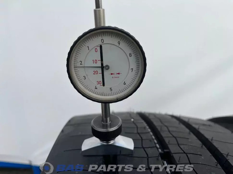 Bridgestone Bridgestone 265/70R17.5 Duravis R-Steer002 138/136 M M+S 3PMSF gebruikte set - Гума за Камион: слика 3 Bridgestone Bridgestone 265/70R17.5 Duravis R-Steer002 138/136 M M+S 3PMSF gebruikte set - Гума за Камион: слика 3