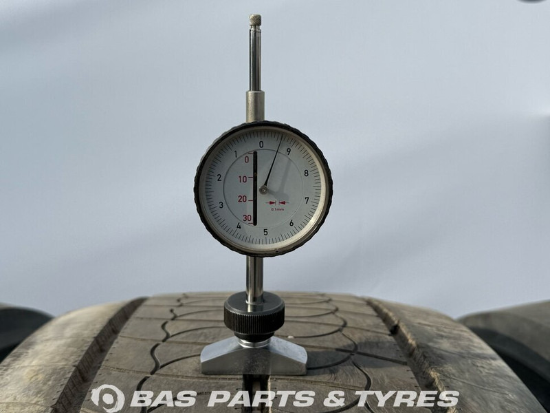 Bridgestone Bridgestone 315/70R22.5 H-STEER002 ECOPIA 156/154 M M+S 3PMSF gebruikte set - Гума за Камион: слика 3 Bridgestone Bridgestone 315/70R22.5 H-STEER002 ECOPIA 156/154 M M+S 3PMSF gebruikte set - Гума за Камион: слика 3