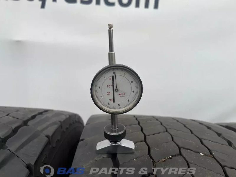 Continental Continental 315/70R22.5 Eco HD5 154/150 M+S 3PMSF gebruikte set - Гума за Камион: слика 3 Continental Continental 315/70R22.5 Eco HD5 154/150 M+S 3PMSF gebruikte set - Гума за Камион: слика 3