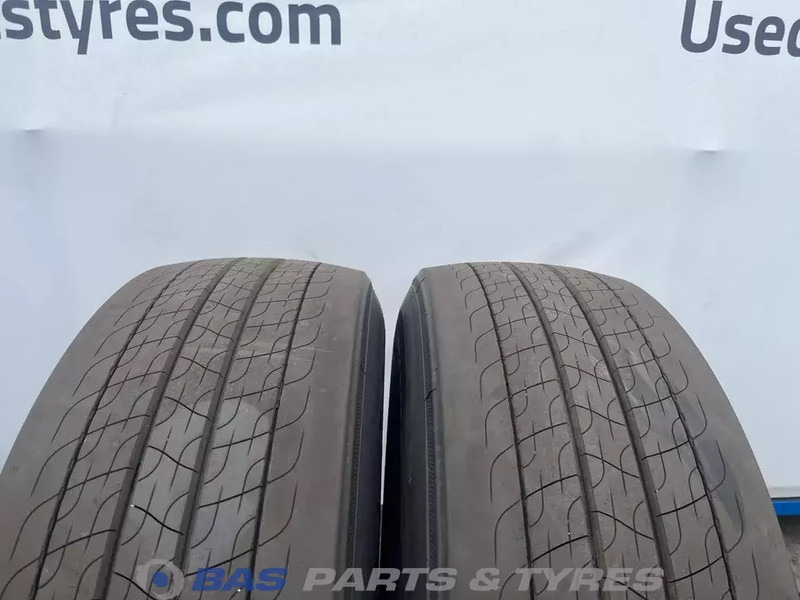 Continental Continental 315/70R22.5 EfficientPro HS5 156/150 M+S 3PMSF gebruikte set - Гума за Камион: слика 2 Continental Continental 315/70R22.5 EfficientPro HS5 156/150 M+S 3PMSF gebruikte set - Гума за Камион: слика 2