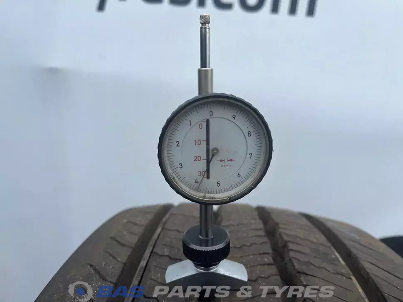 Continental Continental 315/70R22.5 Hybrid HS5 156/150 M+S 3PMSF gebruikte set - Гума за Камион: слика 3 Continental Continental 315/70R22.5 Hybrid HS5 156/150 M+S 3PMSF gebruikte set - Гума за Камион: слика 3