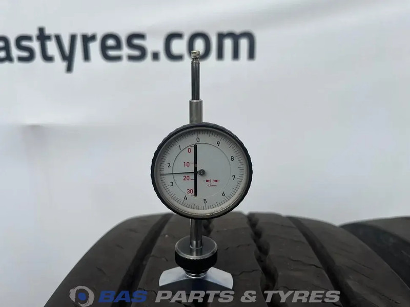 Continental Continental 315/80R22.5 Hybrid HS5 156/150 M+S 3PMSF gebruikte set - Гума за Камион: слика 3 Continental Continental 315/80R22.5 Hybrid HS5 156/150 M+S 3PMSF gebruikte set - Гума за Камион: слика 3