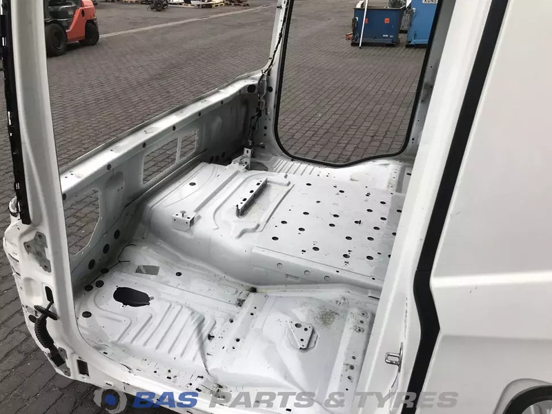 DAF XF G2 - Кабина и ентериер за Камион: слика 5 DAF XF G2 - Кабина и ентериер за Камион: слика 5
