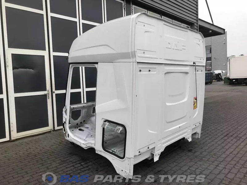 DAF XF G2 - Кабина и ентериер за Камион: слика 3 DAF XF G2 - Кабина и ентериер за Камион: слика 3