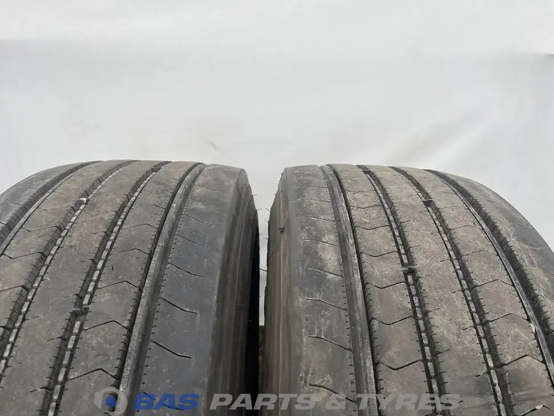 Firestone Firestone 315/70R22.5 FS422+ 154/150 M+S 3PMSF gebruikte set - Гума за Камион: слика 2 Firestone Firestone 315/70R22.5 FS422+ 154/150 M+S 3PMSF gebruikte set - Гума за Камион: слика 2