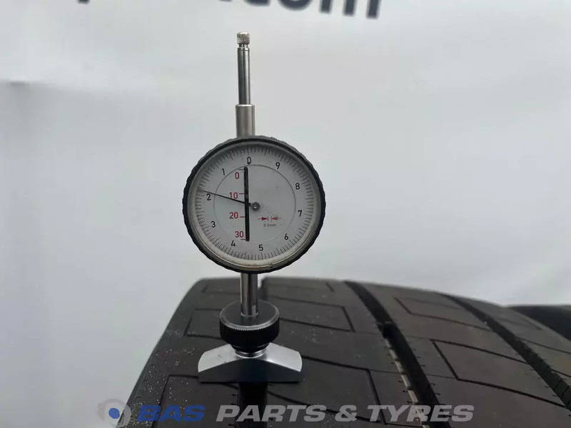 Firestone Firestone 315/70R22.5 FS424 EVO 156/150 M+S 3PMSF gebruikte set - Гума за Камион: слика 3 Firestone Firestone 315/70R22.5 FS424 EVO 156/150 M+S 3PMSF gebruikte set - Гума за Камион: слика 3