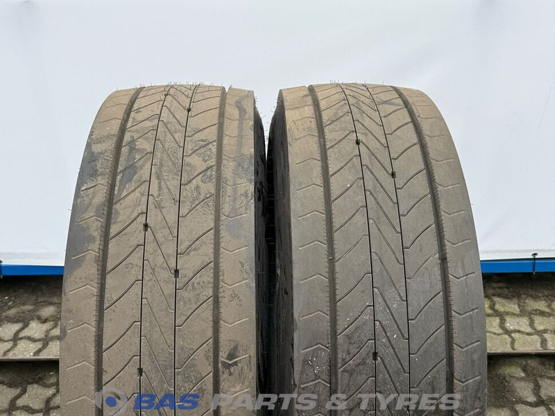 Goodyear Goodyear 315/70R22.5 FUELMAX S G2 156/150 M+S 3PMSF gebruikte set - Гума за Камион: слика 2 Goodyear Goodyear 315/70R22.5 FUELMAX S G2 156/150 M+S 3PMSF gebruikte set - Гума за Камион: слика 2