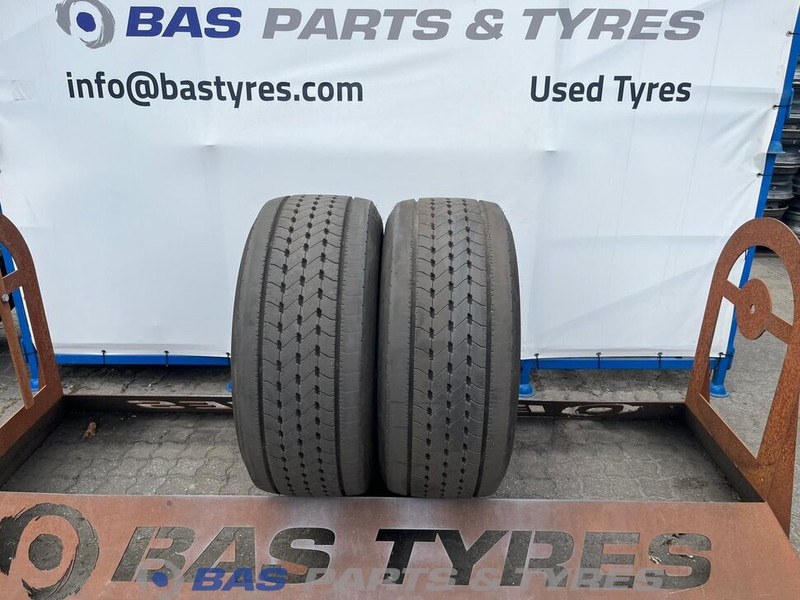Goodyear Goodyear 385/55R22.5 Kmax S G2 160/158 K M+S 3PMSF gebruikte set - Гума за Камион: слика 1 Goodyear Goodyear 385/55R22.5 Kmax S G2 160/158 K M+S 3PMSF gebruikte set - Гума за Камион: слика 1