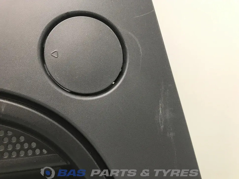 Mercedes-Benz Actros MP4 Bumper Mercedes Midden A 960 880 16 90 - Браник за Камион: слика 3 Mercedes-Benz Actros MP4 Bumper Mercedes Midden A 960 880 16 90 - Браник за Камион: слика 3