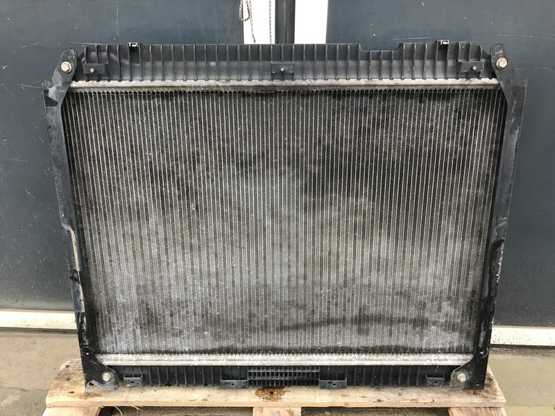 Mercedes-Benz Antos MP4 Radiator Mercedes OM936LA 240 A 960 500 29 01 - Радијатор за Камион: слика 2 Mercedes-Benz Antos MP4 Radiator Mercedes OM936LA 240 A 960 500 29 01 - Радијатор за Камион: слика 2