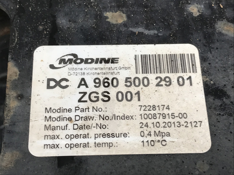 Mercedes-Benz Antos MP4 Radiator Mercedes OM936LA 240 A 960 500 29 01 - Радијатор за Камион: слика 3 Mercedes-Benz Antos MP4 Radiator Mercedes OM936LA 240 A 960 500 29 01 - Радијатор за Камион: слика 3