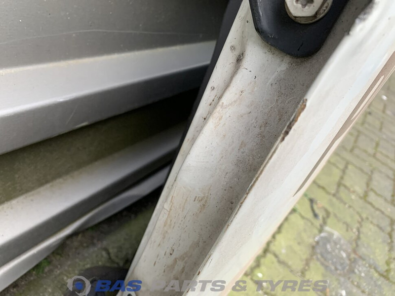 Mercedes-Benz Arocs Portier Links Mercedes A 960 720 25 03 - Врата и делови за Камион: слика 3 Mercedes-Benz Arocs Portier Links Mercedes A 960 720 25 03 - Врата и делови за Камион: слика 3