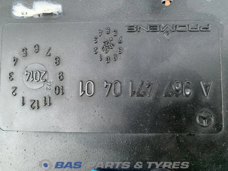 Mercedes-Benz Brandstoftank Mercedes 120 Liter A 967 471 04 01 - Резервоар за гориво за Камион: слика 5 Mercedes-Benz Brandstoftank Mercedes 120 Liter A 967 471 04 01 - Резервоар за гориво за Камион: слика 5