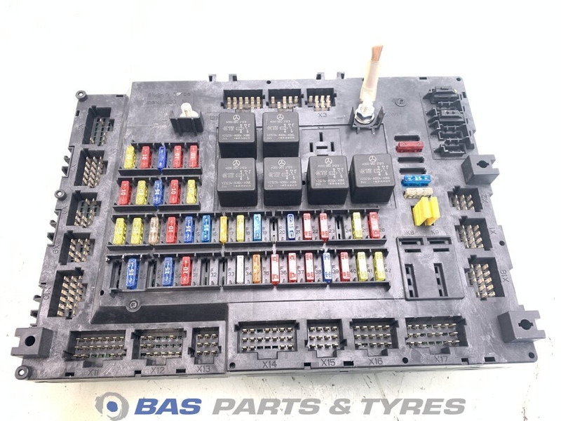 Mercedes-Benz Zekeringkast Mercedes A 001 446 20 58 - Единица за контрола за Камион: слика 2 Mercedes-Benz Zekeringkast Mercedes A 001 446 20 58 - Единица за контрола за Камион: слика 2