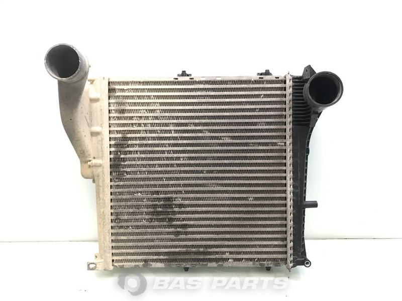 Renault Midlum Euro 4-5 Intercooler Renault 7482143050 - Интеркулер за Камион: слика 1 Renault Midlum Euro 4-5 Intercooler Renault 7482143050 - Интеркулер за Камион: слика 1
