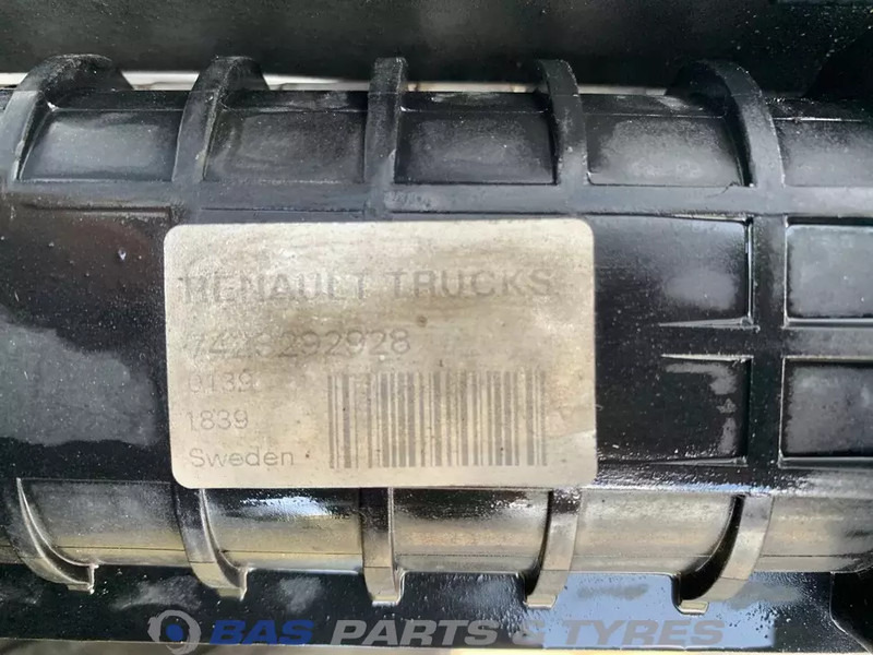 Renault Radiateur Renault DTI13 480 7422062510 - Радијатор за Камион: слика 4 Renault Radiateur Renault DTI13 480 7422062510 - Радијатор за Камион: слика 4