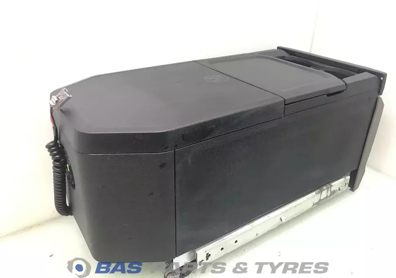 DAF XF G2 - Резервни делови за Камион: слика 4 DAF XF G2 - Резервни делови за Камион: слика 4